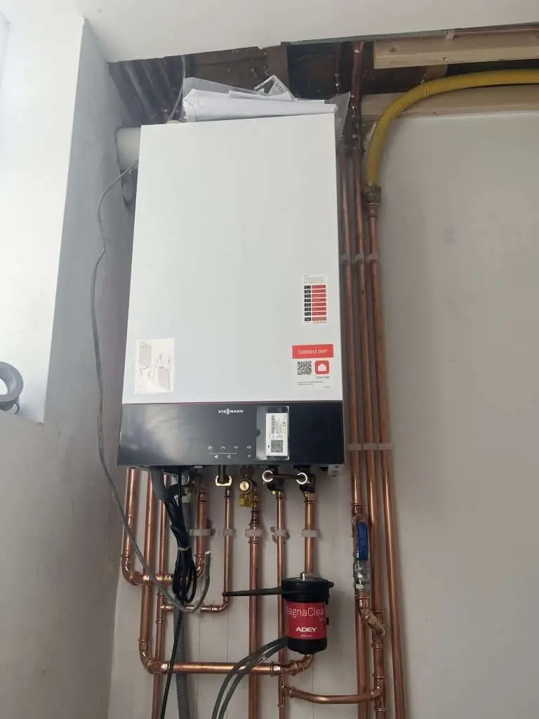 Viessmann boiler installation with magnetic system filter and copper pipework